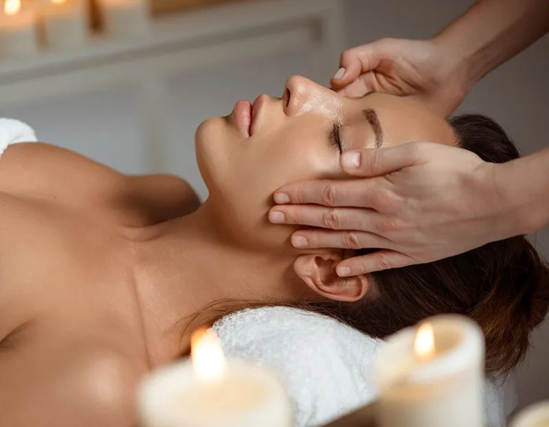 Tratament facial la spa vs cabinet cosmetic: care e diferența?